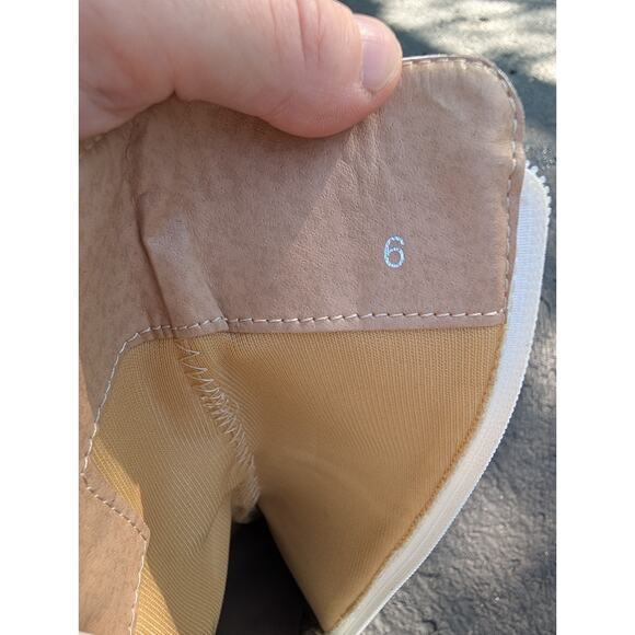 Nasty Gal Womens White Croc Ankle Boots Booties 6 Chunky Heel Pointed Toe Chic - Picture 9 of 9